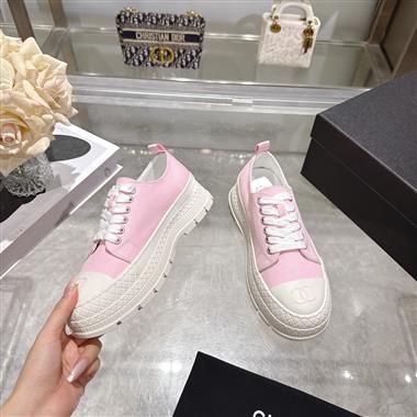 2026新款女生休閒時尚鞋子