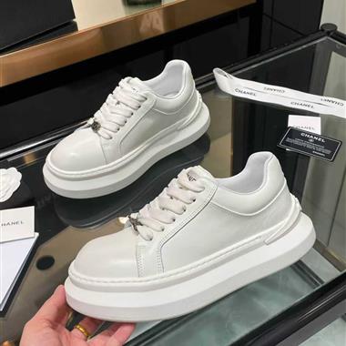 2026新款女生休閒時尚鞋子