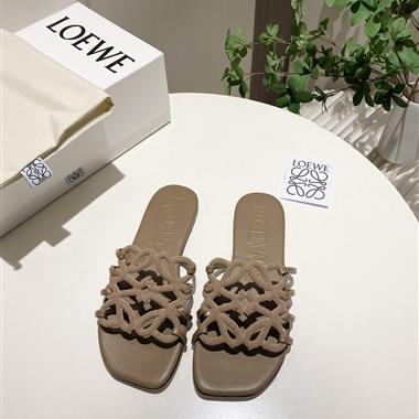 LOEWE    2026新款女生休閒時尚鞋子