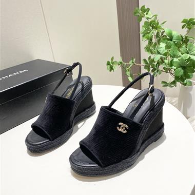 2026新款女生休閒時尚鞋子