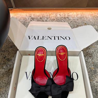 Valentino   2026新款女生休閒時尚鞋子