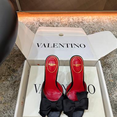 Valentino   2026新款女生休閒時尚鞋子