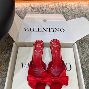 Valentino   2026新款女生休閒時尚鞋子