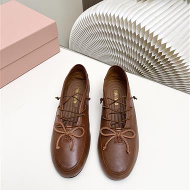 MIUMIU  2026新款女生休閒時尚鞋子