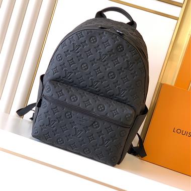 LOUIS VUITTON   2026新款男生時尚包包   尺寸：28x39x21CM