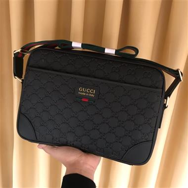 GUCCI   2026新款男生時尚包包 尺寸：25*28*5CM