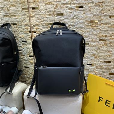 FENDI   2026新款男生時尚包包  尺寸：31.5*40*14.5CM