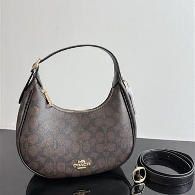 COACH   2026新款女生時尚包包  尺寸：23.5*6*13CM