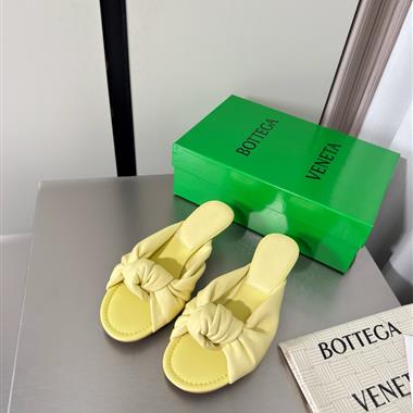BOTTEGA VENETA  2026新款女生休閒時尚鞋子