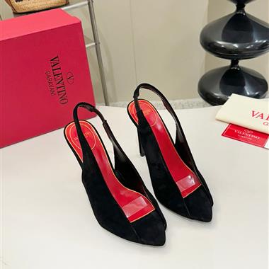 Valentino    2026新款女生休閒時尚鞋子