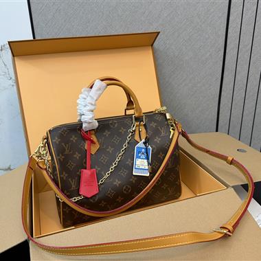 LOUIS VUITTON    2026新款男生時尚包包 尺寸：30CM