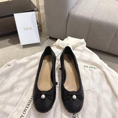 DIOR  2026新款女生休閒時尚鞋子