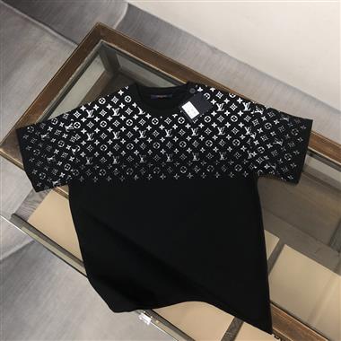 LouisVuitton   2026夏季新款短袖T恤  尺寸偏大