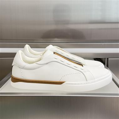 FENDI   2026新款男生休閒時尚鞋子