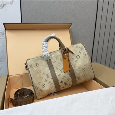 LOUIS VUITTON  2026新款男生時尚包包  尺寸：35CM
