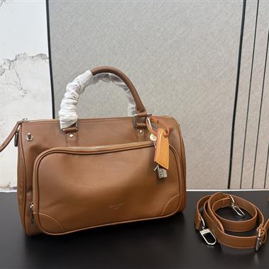 LOUIS VUITTON  2026新款男生時尚包包  尺寸：35*22CM