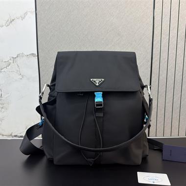 PRADA  2026新款男生時尚包包  尺寸：40*37CM
