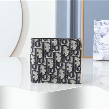 DIOR  2026新款時尚包包  尺寸：11.5*9.5CM