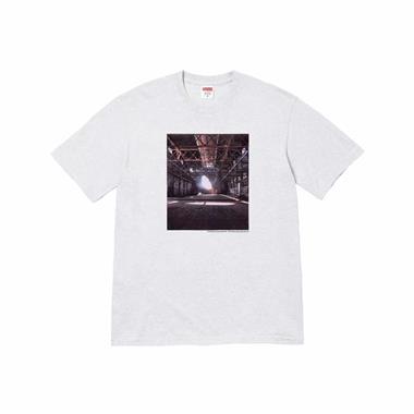 supreme  2026夏季新款短袖T恤  尺寸偏大