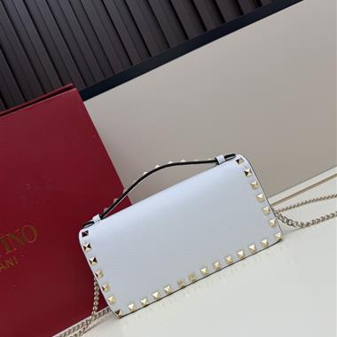 Valentino   2026新款女生時尚包包 尺寸：20*4.5*11.5CM