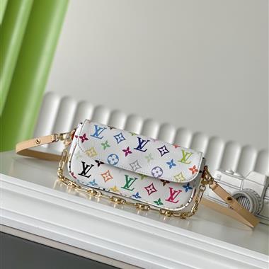 LOUIS VUITTON  2026新款女生時尚包包  尺寸：23.5×12×4.3CM
