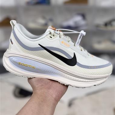 Nike Vomero 18 Gore-Tex 經典舒適 休閒跑步鞋