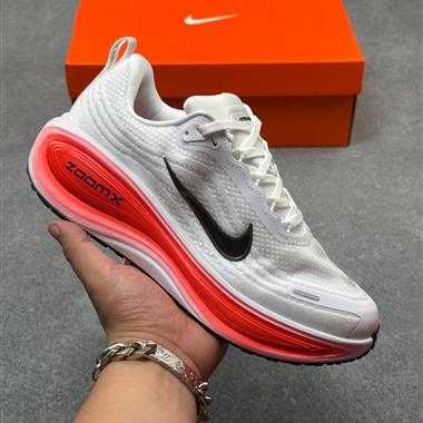 Nike Vomero Plus 舒適減震防滑 低幫跑步鞋