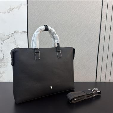 MONTBLANC   2026新款男生時尚包包 尺寸：28*38CM