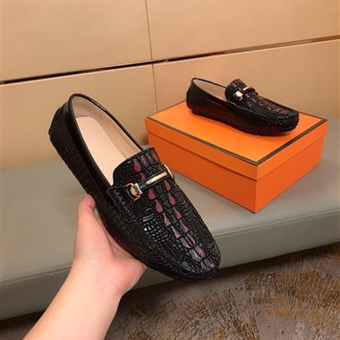 Ferragamo   2026新款男生休閒時尚鞋子