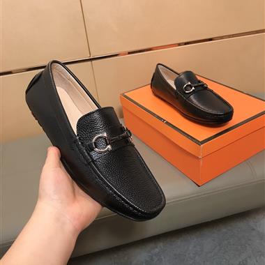 Ferragamo    2026新款男生休閒時尚鞋子