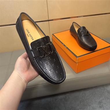 Louis Vuitton    2026新款男生休閒時尚鞋子