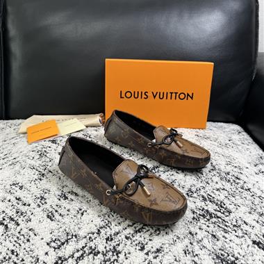 Louis Vuitton   2026新款女生休閒時尚鞋子