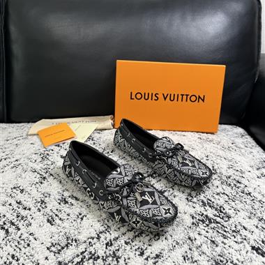Louis Vuitton   2026新款女生休閒時尚鞋子