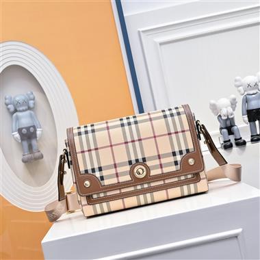 BURBERRY  2026新款女生時尚包包   尺寸：25*17CM