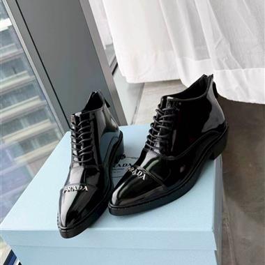 PRADA  2026新款女生休閒時尚鞋子