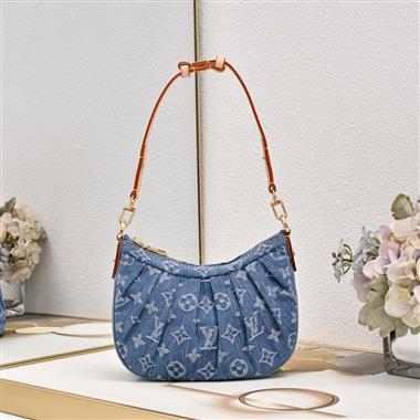 LOUIS VUITTON   2026新款女生時尚包包  尺寸：15 x 7 x 21CM