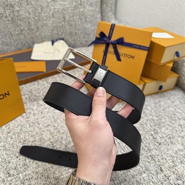 LOUIS VUITTON   2026新款時尚皮帶 3.5CM
