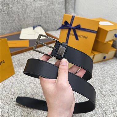 LOUIS VUITTON   2026新款時尚皮帶 3.5CM