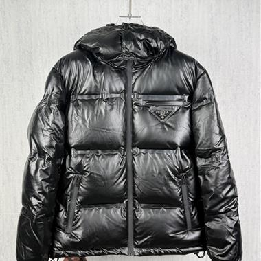 PRADA   2026秋冬新款羽絨服外套