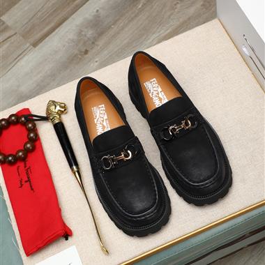 Ferragamo    2026新款男生休閒時尚鞋子