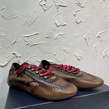 PRADA   2026新款男生休閒時尚鞋子