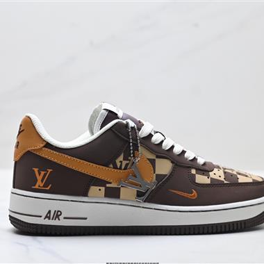 NIKE AIR FORCE 1‘07 LV8
