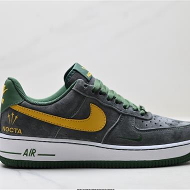 NIKE AIR FORCE 1‘07