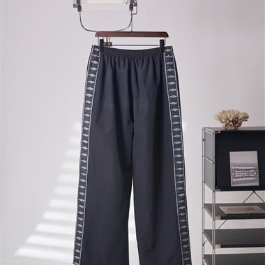 Balenciaga   202秋冬新款休閒長褲  尺寸偏大