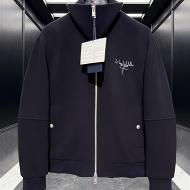 PRADA   2026秋冬新款羽絨服外套