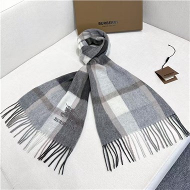 BURBERRY  2026秋冬新款時尚圍巾  尺寸：170-30