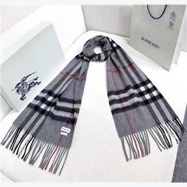 BURBERRY  2026秋冬新款時尚圍巾  尺寸：168-30