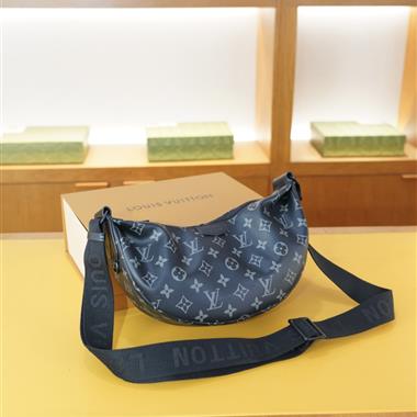 LOUIS VUITTON  2026新款男生時尚包包 尺寸：26x15x8CM