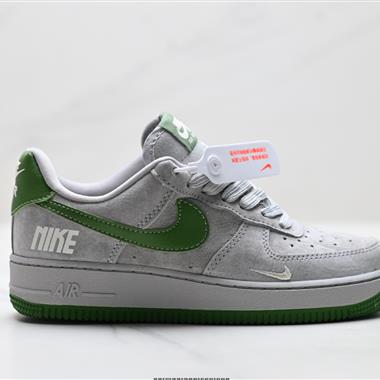 NIKE AIR FORCE 1‘07 LV8