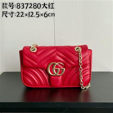 GUCCI   2026新款女生時尚包包   尺寸：22*12.5*6CM
